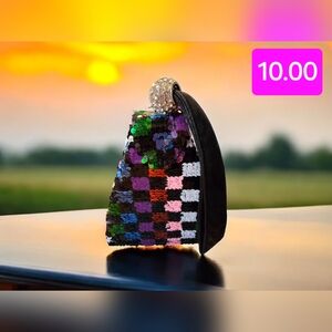 Sequined evening bag multicolored